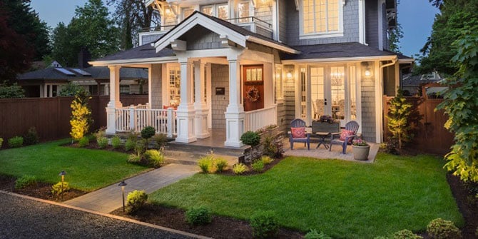 Mulch in front yard